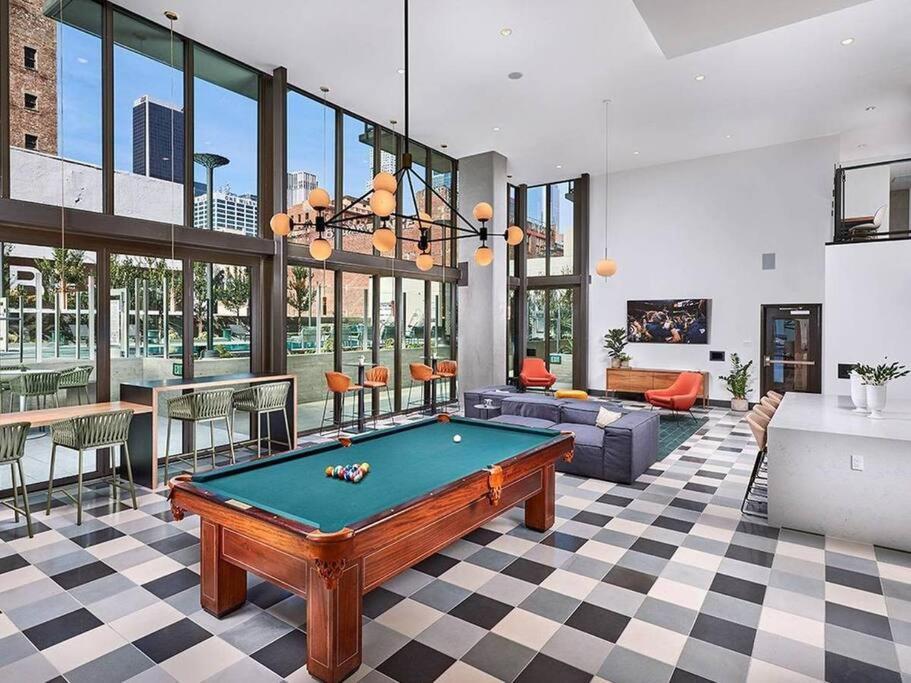 Top Floor High Rise 3 Bed Dtla Skyscraper Penthouse Los Angeles Esterno foto